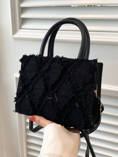 Chic Fringed Mini Square Bag: The Ultimate Casual Shoulder Statement