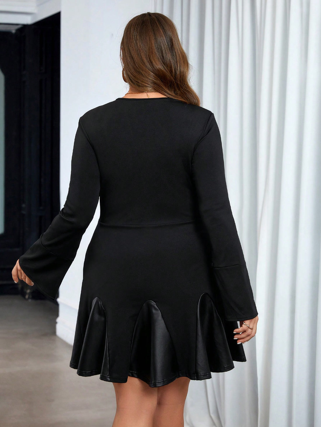 Step into style with this playful plus-size patchwork dress designed to celebrate your curves. Without a belt to fuss over, enjoy effortless comfort and a flowy fit that moves with you. Its vibrant patchwork pattern adds a fun twist to any occasion, making it the perfect go-to dress for days when you want to shine with ease and charm.