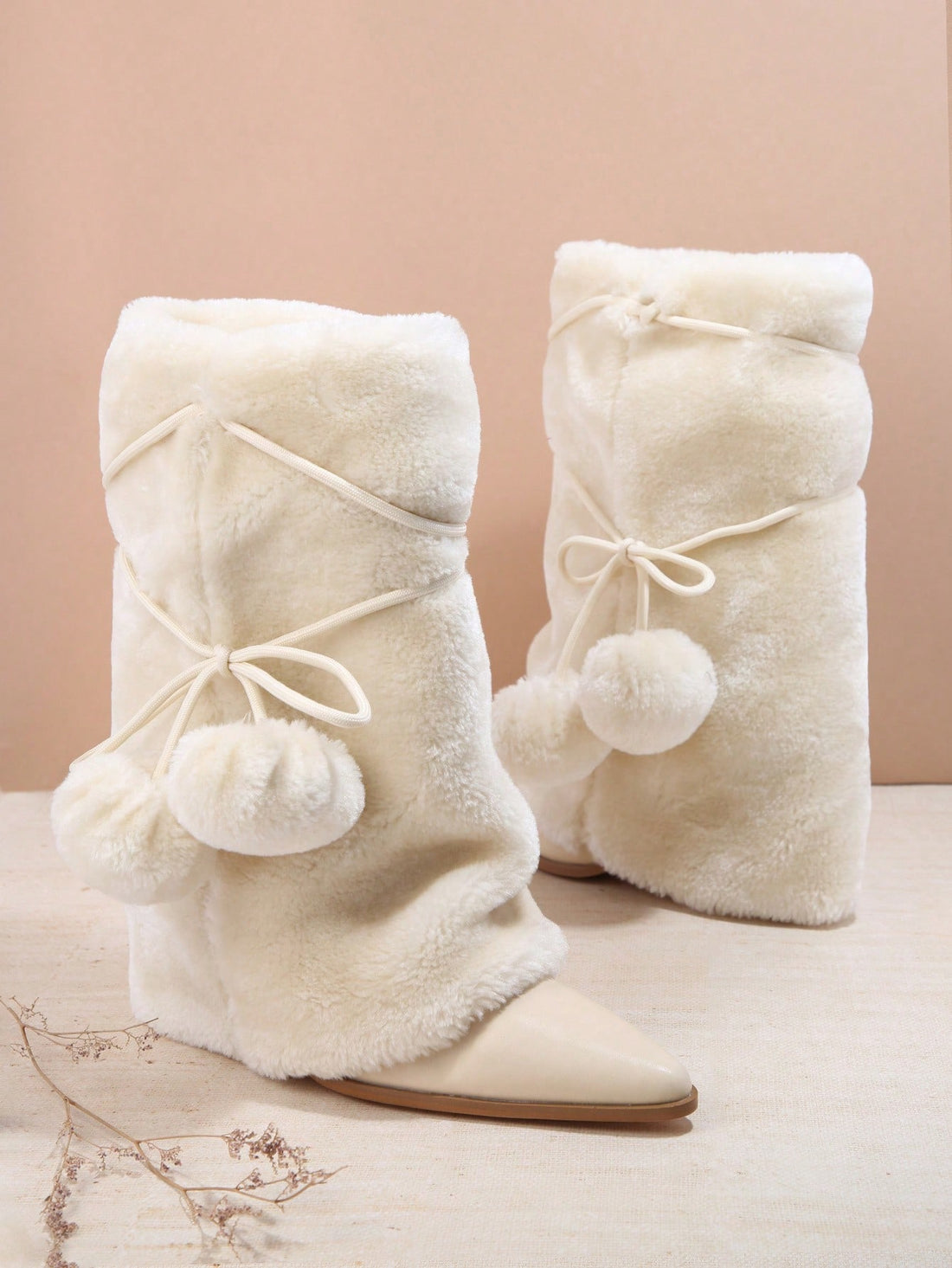 Elevate your fashion game with our stylish women's boots. Crafted with the latest trends in mind, these boots will step up your style game and make you stand out from the crowd. Made with quality materials, our boots are both fashionable and functional. Upgrade your wardrobe with our fashionable women's boots today!