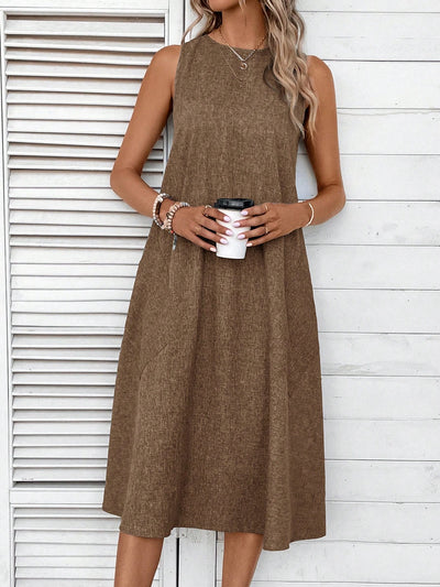 Chic & Functional: Women's Sleeveless Round Neck Dress with Hidden Pockets