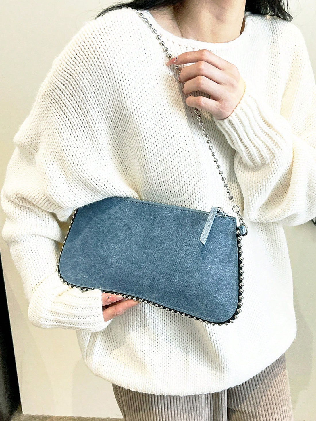 Vintage Denim Blue Asymmetric Beaded Chain Shoulder Bag: Add Personality to Your Look!