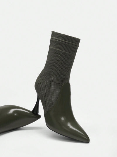 Step Up Your Style with Women's Fashionable Boots