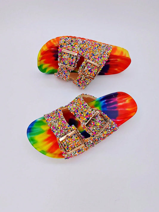 Street Chic Graffiti Double-Buckle Slippers: Stylish Comfort for Leisure and Vacation