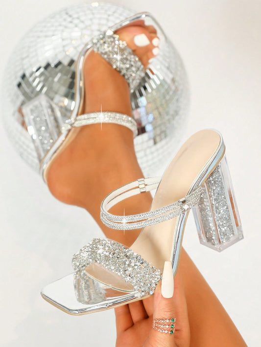 Introducing Sparkle and Shine: Fashion High-Heeled Slippers with Rhinestone Embellishments, the perfect accessory for any outfit. Elevate your style with these stunning slippers, featuring sparkling rhinestone embellishments. Experience comfort, versatility, and glamour all in one product.