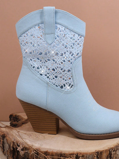 Chic and Stylish Women's Ankle Boots: Make A Bold Statement!