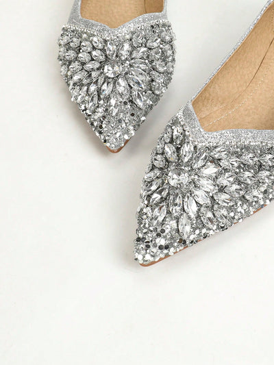 Sparkling Elegance: Low-Heeled Women's Shoes Adorned with Shiny Rhinestones - Perfect for Parties and Banquets