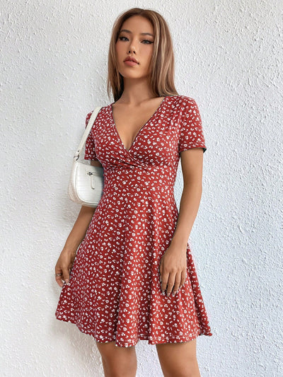 Chic Polka Dot V-Neck Wrap Dress for Effortless Spring-Summer Elegance