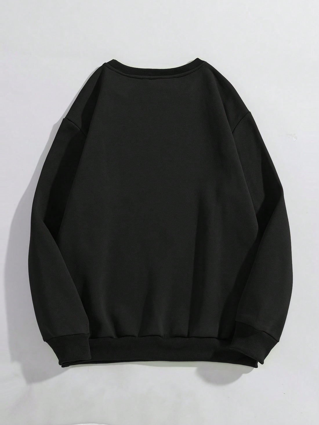 Upgrade your school spirit with our cozy plus size cat print sweatshirt! Made with a soft and comfortable material, this sweatshirt is not only trendy but also perfect for colder weather. Show off your love for cats while staying warm and stylish. Perfect for any school event or everyday wear.