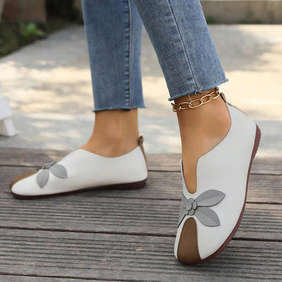 Classic Vintage Hollow Out Nurse Shoes - Stylish Low-Heeled Casual Shoes for Autumn