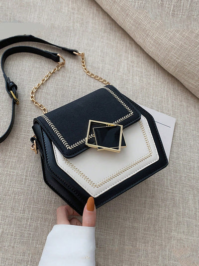 Chic & Versatile Square Crossbody Bag – Your Fashion Statement for Every Occasion