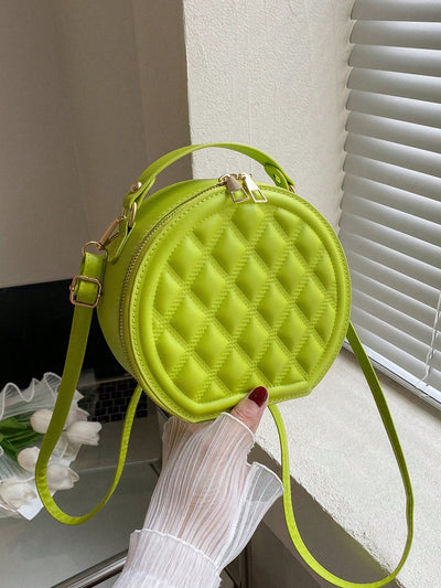 Quilted Chic: Mini Fashion Crossbody Bag for Trendy Women