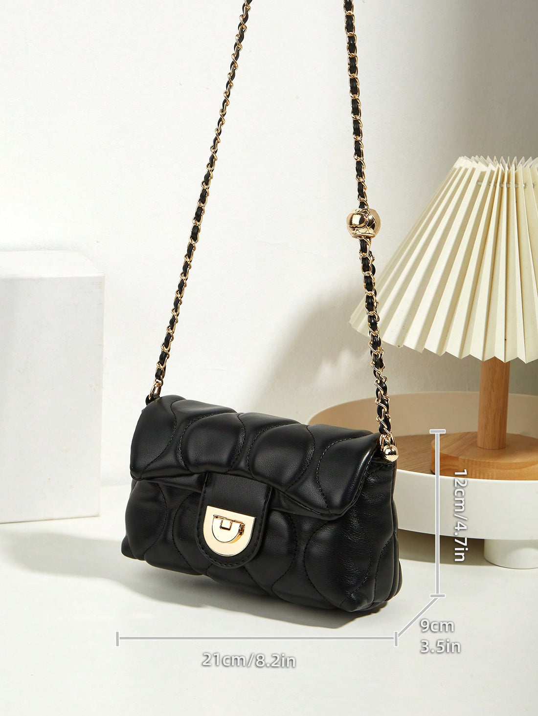 Effortlessly elevate your style with our Chic Diamond-Decorated Crossbody Bag. Adorned with sparkling diamonds, this versatile bag adds a touch of elegance to any occasion. With its crossbody design, it offers convenience and functionality while still making a statement. Perfect for any fashion-forward individual.