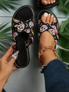 Step into Summer with Style: Women's Fashionable Casual Flat Slippers for Hom