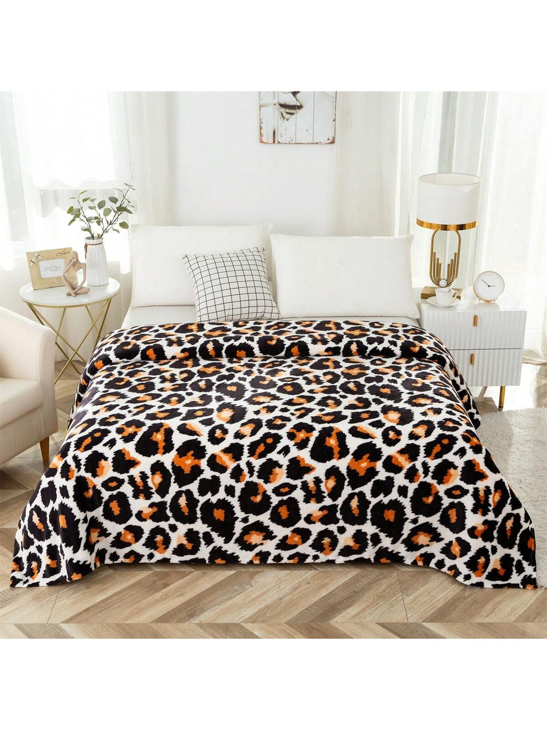 Wrap yourself in the luxurious softness of the One Leopard Print Coral Fleece <a href="https://canaryhouze.com/collections/blanket" target="_blank" rel="noopener">Blanket</a> for Bedding. Made with high-quality coral fleece, this blanket is incredibly soft and warm, perfect for snuggling up in bed or on the couch. The chic leopard print adds a touch of elegance to any room.