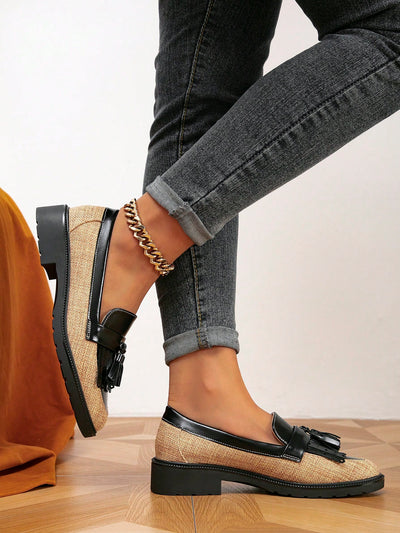 Chic and Stylish: Minimalist Fringe Decor Loafer Flats for Women