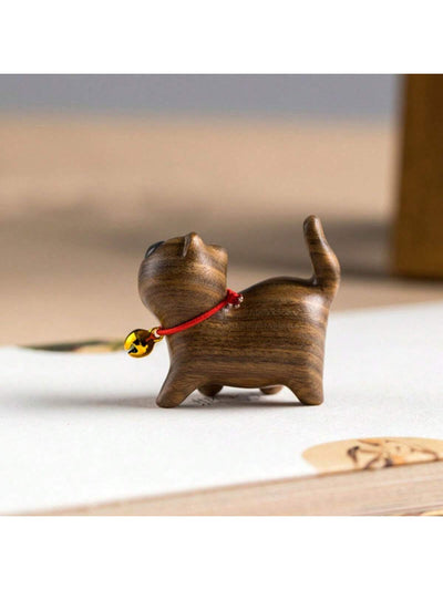 Adorable Cat Shaped Green Sandalwood Desktop Ornament: Perfect Creative Home Decoration and Craft Gift