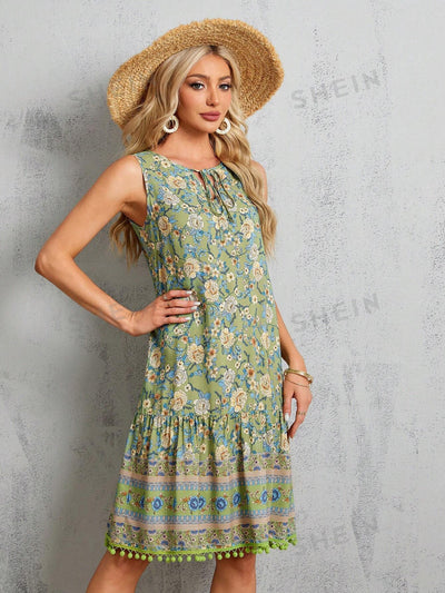 Stylish Knotted Collar Statement Piece with Women's Sleeveless Floral Print Dress