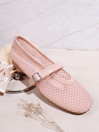 Everyday Elegance: Women's Casual Solid Color Flat Shoes