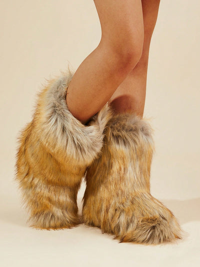 Cozy Chic: Women's Non-Slip Plush Boots with Modern Design