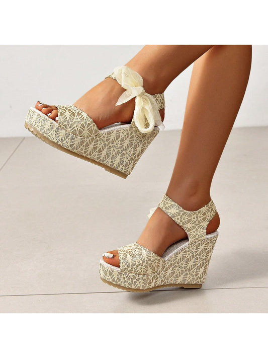 Stunning Lace Bowknot Wedge Heel Sandals for Plus Size Women