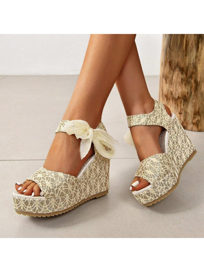 Stunning Lace Bowknot Wedge Heel Sandals for Plus Size Women