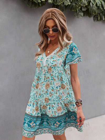 Floral Fantasy Patchwork: Women's Lace Short Sleeve Dress