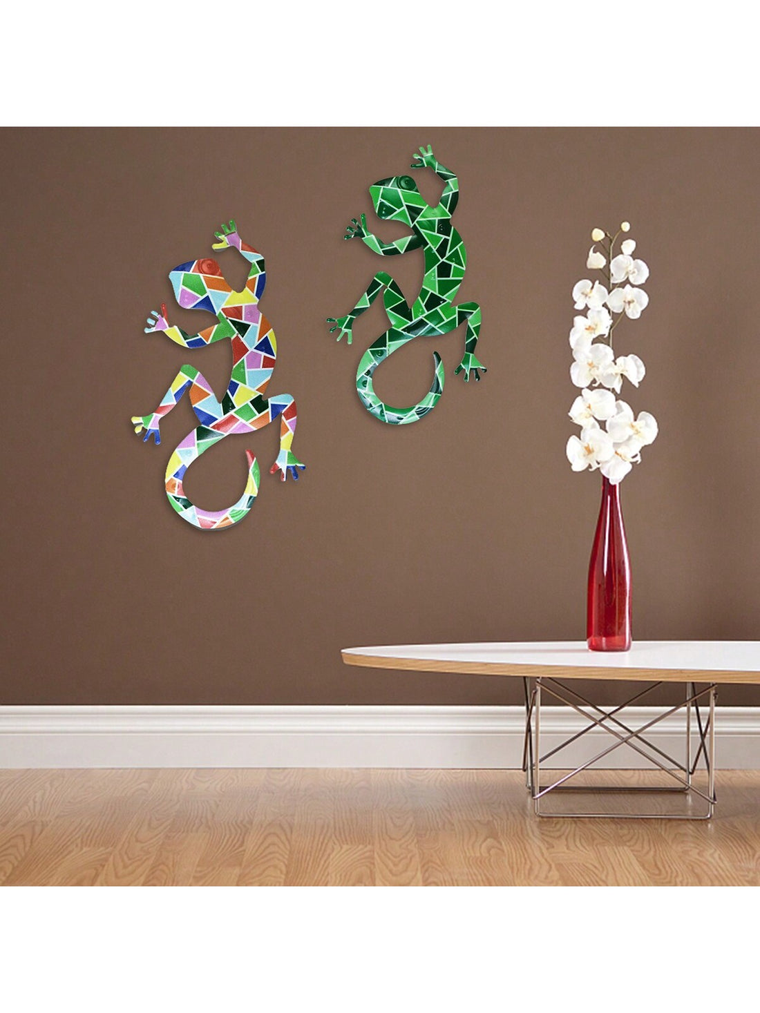Add a touch of vibrant charm to your home with our Colorful <a href="https://canaryhouze.com/collections/metal-arts" target="_blank" rel="noopener">Metal</a> Gecko Wall Decoration. Whether for your outdoor or indoor spaces, this eye-catching piece will enhance any area with its vibrant colors and unique design. Bring a pop of color to your living space with this beautiful decoration.