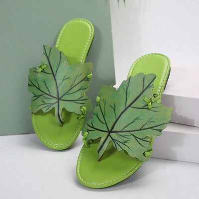 Summer New Arrival: French Retro Flat Flip Flops With Maple Leaf Print for Women