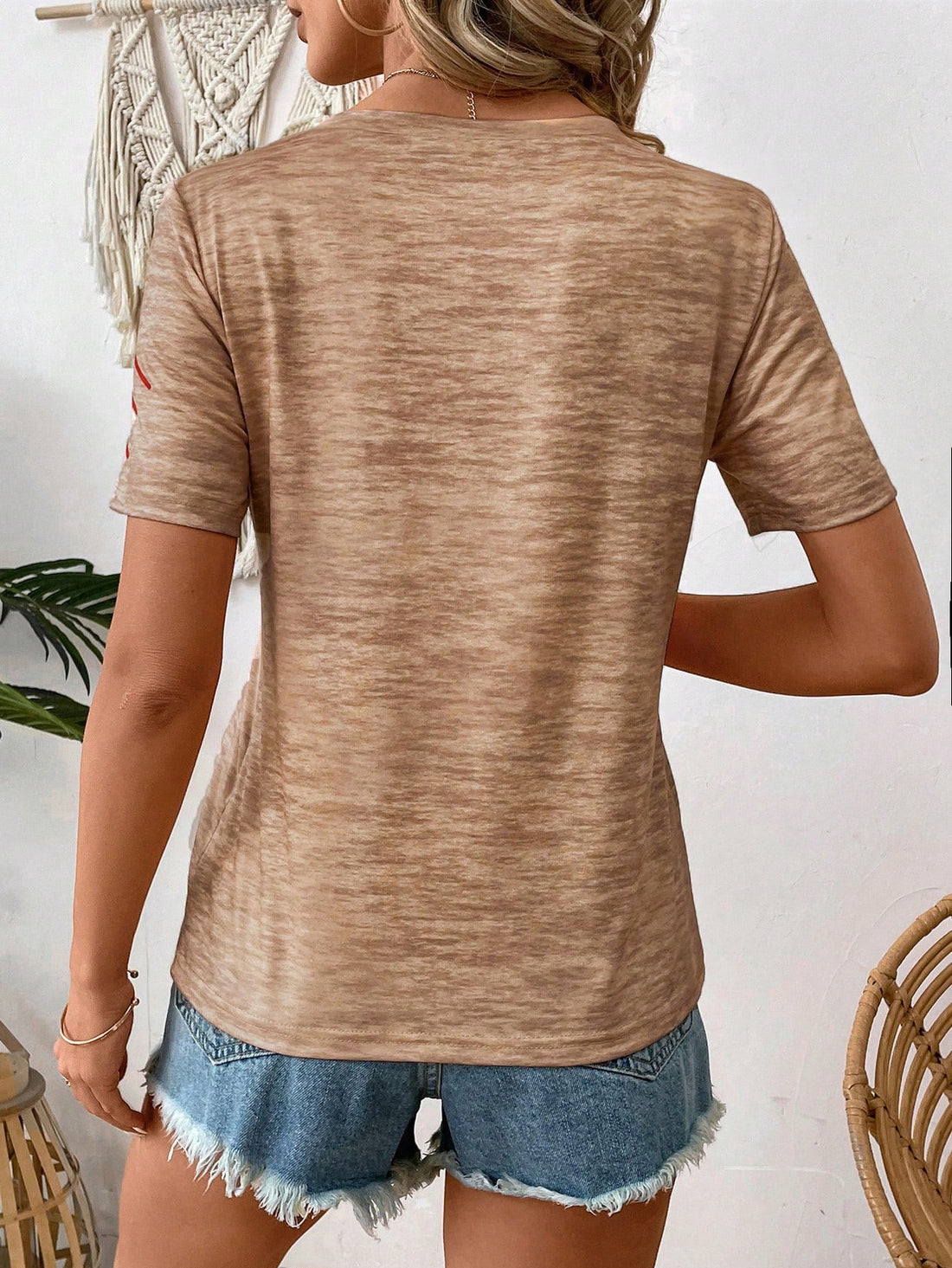 Celebrate your patriotism with our USA Pride: USA Flag Printed Casual T-Shirt. Made for Spring and Summer, this comfortable shirt combines style and national pride. Perfect for any occasion, show off your love for the USA in this quality shirt.