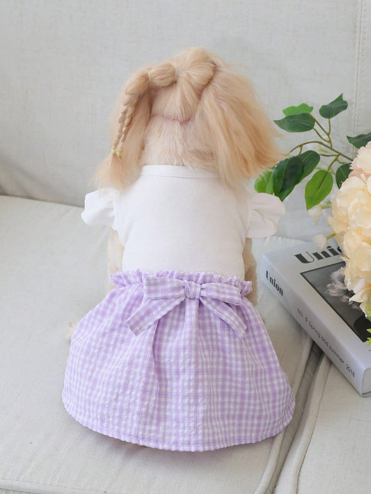 This Country Chic Pet Dress is perfect for your stylish furry friend. The dress features flutter sleeves and a delicate bowknot detail, adding a touch of elegance. Made with high-quality materials, it ensures comfort and durability for your pet. Make your pet stand out with this charming and fashionable dress.