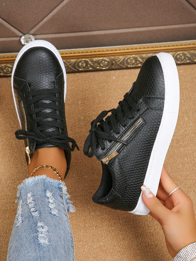 Stylish and Comfortable Lace-Up Sneakers for Women: Perfect for Outdoor Casual Wear