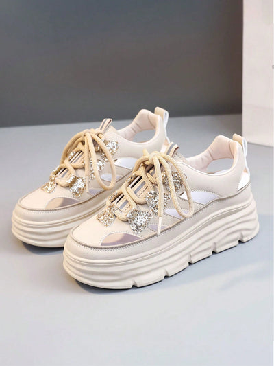 2024 Spring/Summer/Autumn New Arrival: Women's Breathable White Casual Sneakers with Thick Sole