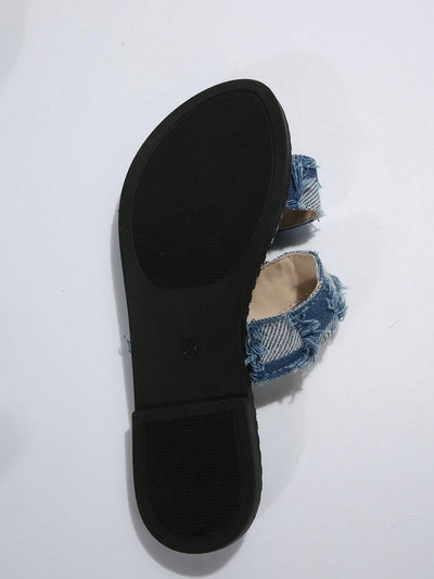 Cozy Summer Slip-Ons: Women's Fabric Edging Round Toe Beach Slippers