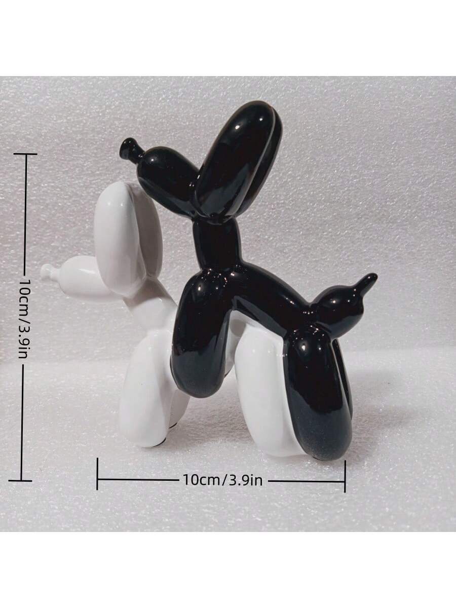 This elegant electroplated balloon dog <a href="https://canaryhouze.com/collections/ornaments" target="_blank" rel="noopener">ornament</a> is the perfect addition to any modern living space. Made of high-quality resin, it adds a touch of sophistication and style to any room. Its electroplated finish gives it a unique and glamorous look. Elevate your home decor with this stunning piece.