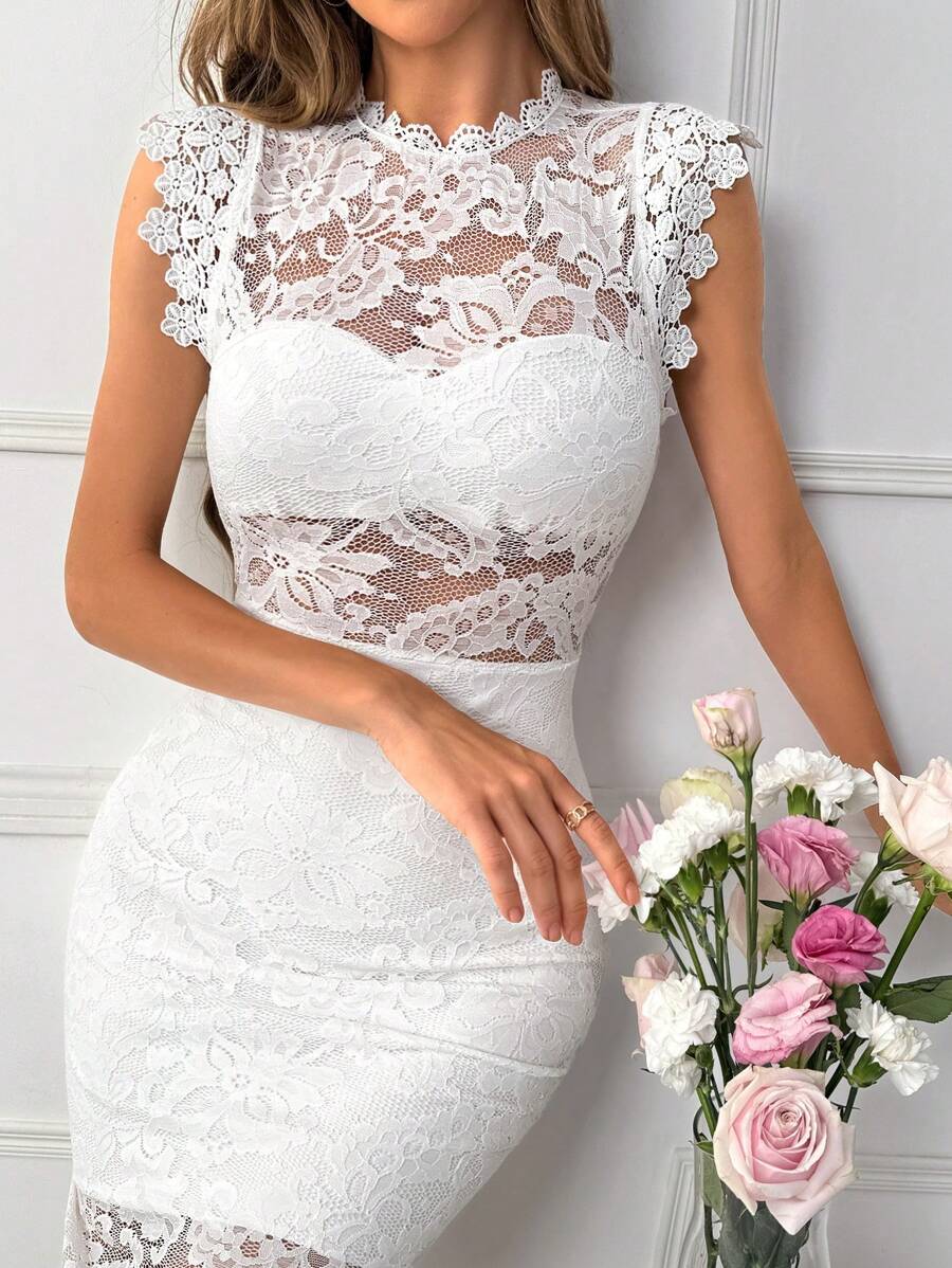 Experience the breathtaking fusion of Victorian-inspired heritage and sharp, modern architectural tailoring. This stunning white lace ensemble is meticulously designed for the woman who values a high-fashion, "quiet luxury" approach to matrimonial dressing—the ultimate centerpiece for prestigious hen parties, exclusive rehearsal dinners, and high-authority wedding guest appearances.