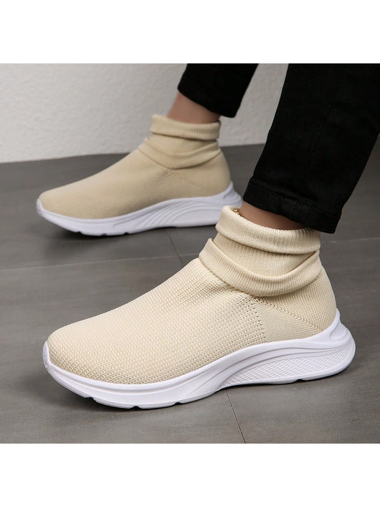 Introducing your new go-to fashion footwear: stylish and comfortable women's ankle <a href="https://canaryhouze.com/collections/women-boots?sort_by=created-descending" target="_blank" rel="noopener">boots</a>. With a sleek design and superior comfort, these boots are the perfect addition to your wardrobe. Don't sacrifice comfort for style, get the best of both worlds with these ankle boots.