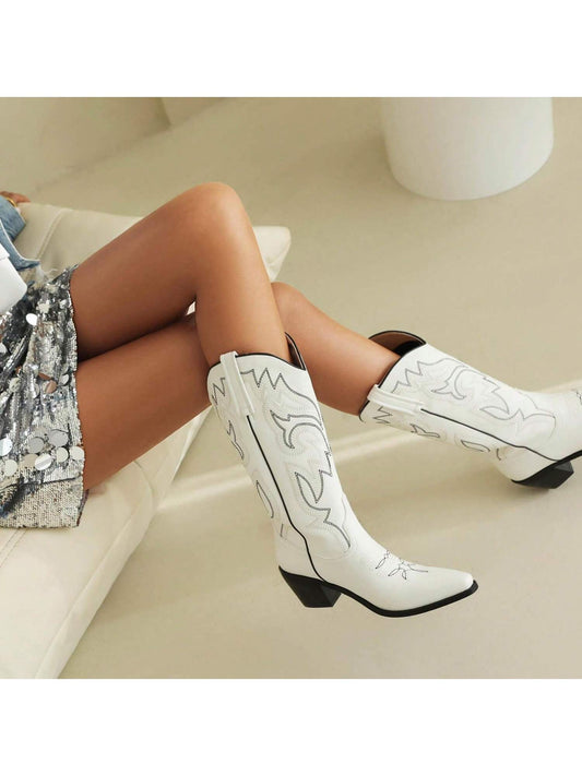 Stylish Women's Embroidered Cowboy Boots with Chunky Heel - Perfect for Western Vibes