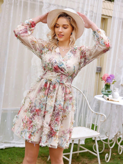 Floral Pattern Print Lantern Sleeve Women's V-Neck Dress: A Flirty Ruffle Hem Delight