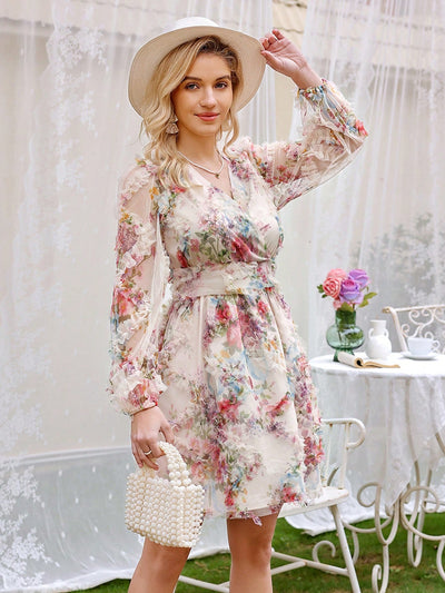 Floral Pattern Print Lantern Sleeve Women's V-Neck Dress: A Flirty Ruffle Hem Delight