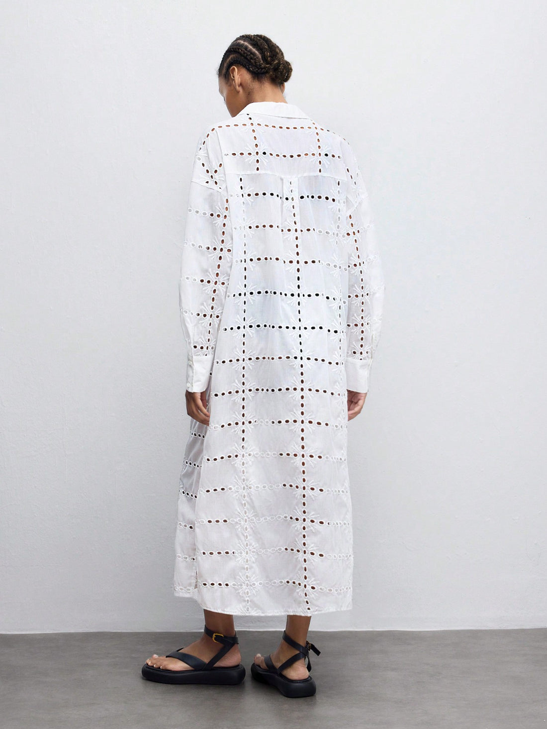 Experience ethereal elegance this summer with our eyelet maxi dress for women. Made from high-quality materials, this dress seamlessly combines comfort and style. With its eyelet design and flowing maxi length, this dress exudes a romantic and chic appeal. Perfect for any summer occasion, this dress will elevate your wardrobe and keep you effortlessly stylish.