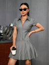 Essence Zipper Closure Short Sleeve Dress: A Stylish Pleated Hem Option