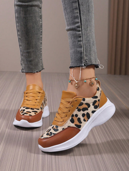 Experience ultimate comfort and style with our Comfortable Low Top Sport <a href="https://canaryhouze.com/collections/women-canvas-shoes?sort_by=created-descending" target="_blank" rel="noopener">Shoes</a> for women. Featuring a trendy platform design, these sneakers offer superior support for all-day wear. Perfect for any sports or leisure activity, these shoes will keep you comfortable and confident.