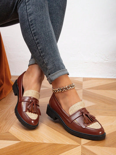 Chic and Stylish: Minimalist Fringe Decor Loafer Flats for Women