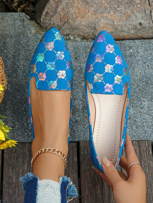 Expertly crafted for daily wear, these blue fabric pointed toe flat <a href="https://canaryhouze.com/collections/women-canvas-shoes" target="_blank" rel="noopener">shoes</a> add chic style to any outfit. With a slip-on design, these shoes are both comfortable and fashionable. The printed pattern adds a unique touch to the classic design, making these a must-have addition to any wardrobe.