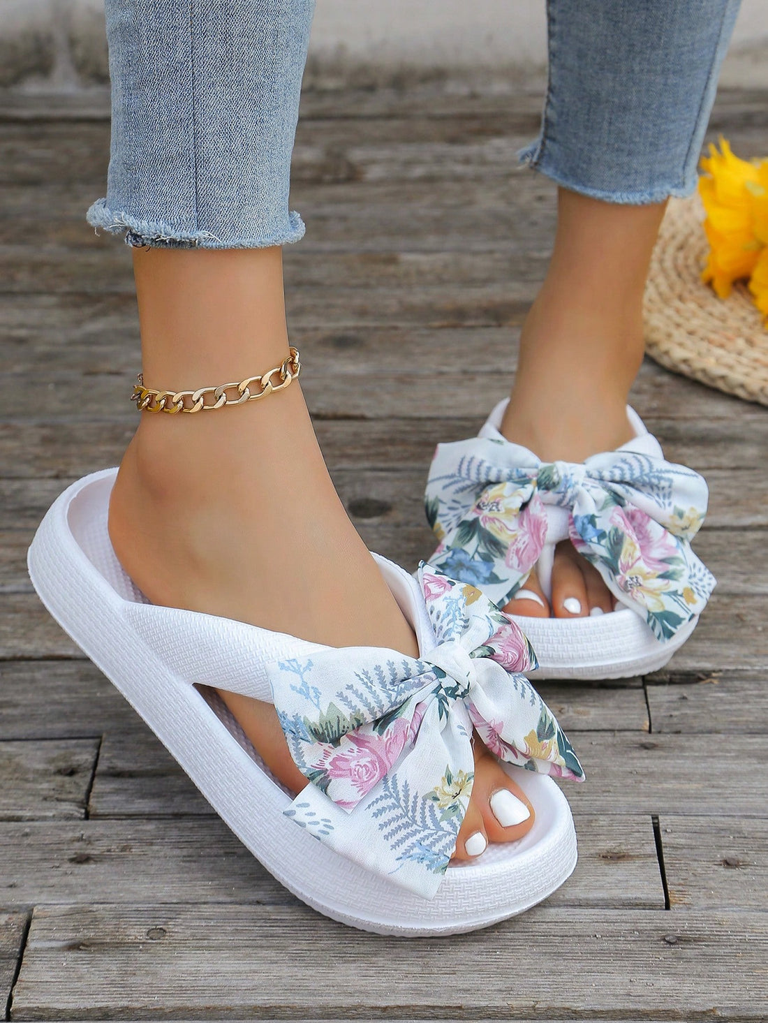 Stay stylish and comfortable all summer long with our Summer Beach Vacation Bowknot <a href="https://canaryhouze.com/collections/women-canvas-shoes" target="_blank" rel="noopener">Slippers</a>. Made of plastic, these slip-on sandals feature a cute bowknot design, perfect for a day at the beach. Enjoy the benefits of lightweight, durable material and effortless fashion. Upgrade your summer footwear collection today!