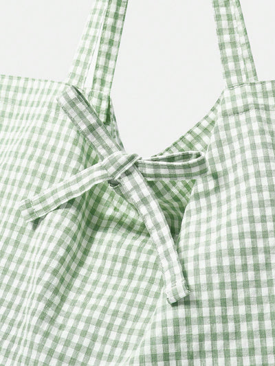 Plaid Perfection: The Ultimate Summer Tote for Picnics