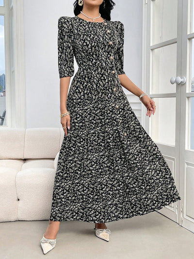 Chic Pleated Floral Dress with Button Details - Perfect for Any Occasion