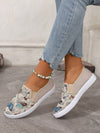 Khaki Butterfly Embroidery Plus Size Sport Shoes: Stylish & Comfortable Athletic Sneakers