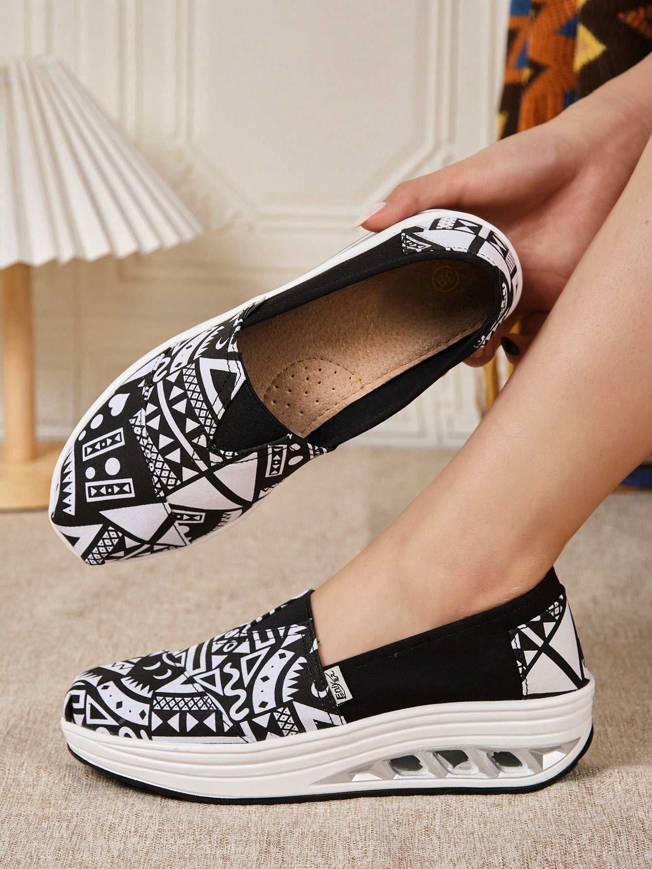 Elevate your fashion game with our Women's Super Lightweight Platform <a href="https://canaryhouze.com/collections/women-canvas-shoes" target="_blank" rel="noopener">Sneakers</a>. These stylish shoes feature a lightweight design, providing superior comfort and mobility. Take your style to new heights while staying comfortable all day.