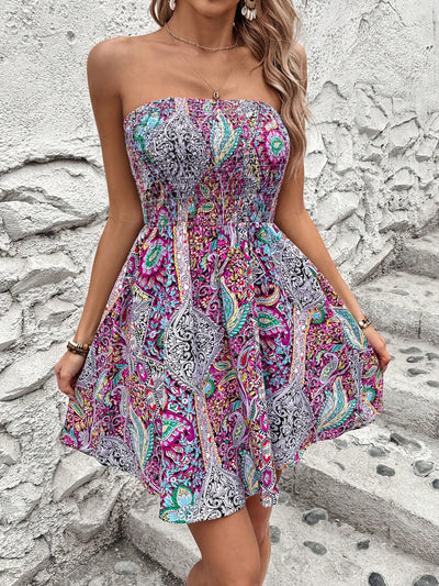 Boho Chic: Paisley Print Tube Dress for Your Vacay Style